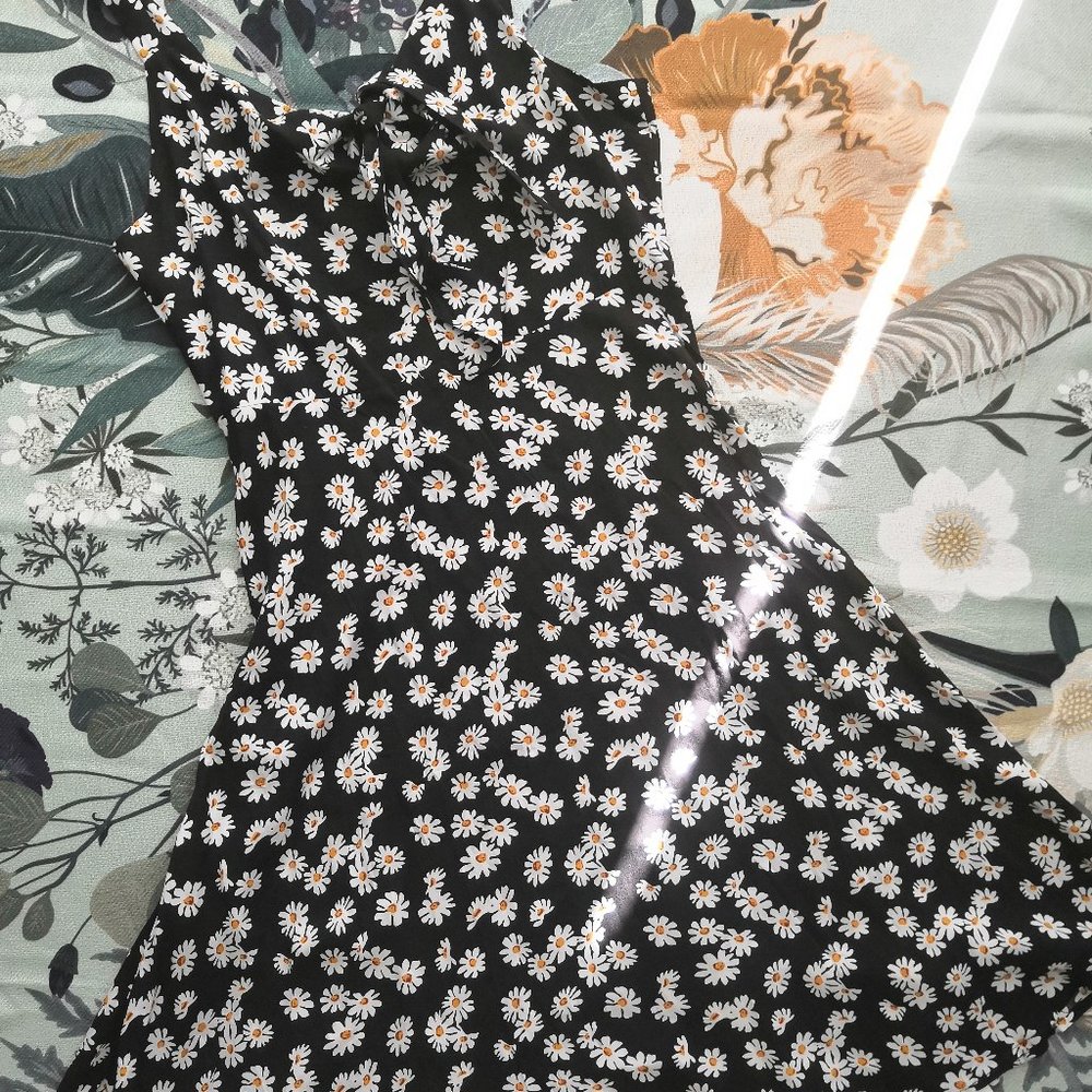 Womens Cupshe Black Summer Daisy Dress Tie front Size M